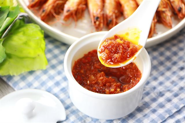 Sate tôm cholimex hũ 90g thơm nồng, cay vừa tiện lợi