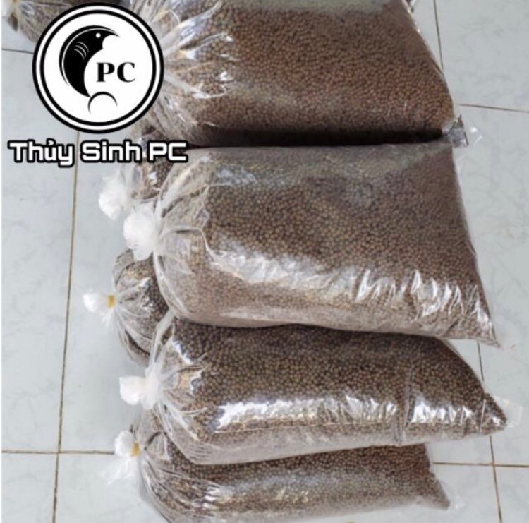 Bao 2kg thức ăn viên nổi dành cho cá chép cảnh, chép koi, cá vàng