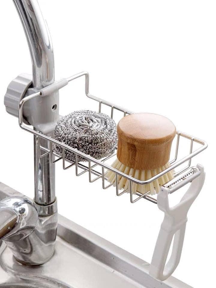 Giá inox đựng lưới rửa bát, cọ xoong, bàn chải, xà bông treo vòi nước bồn rửa bát