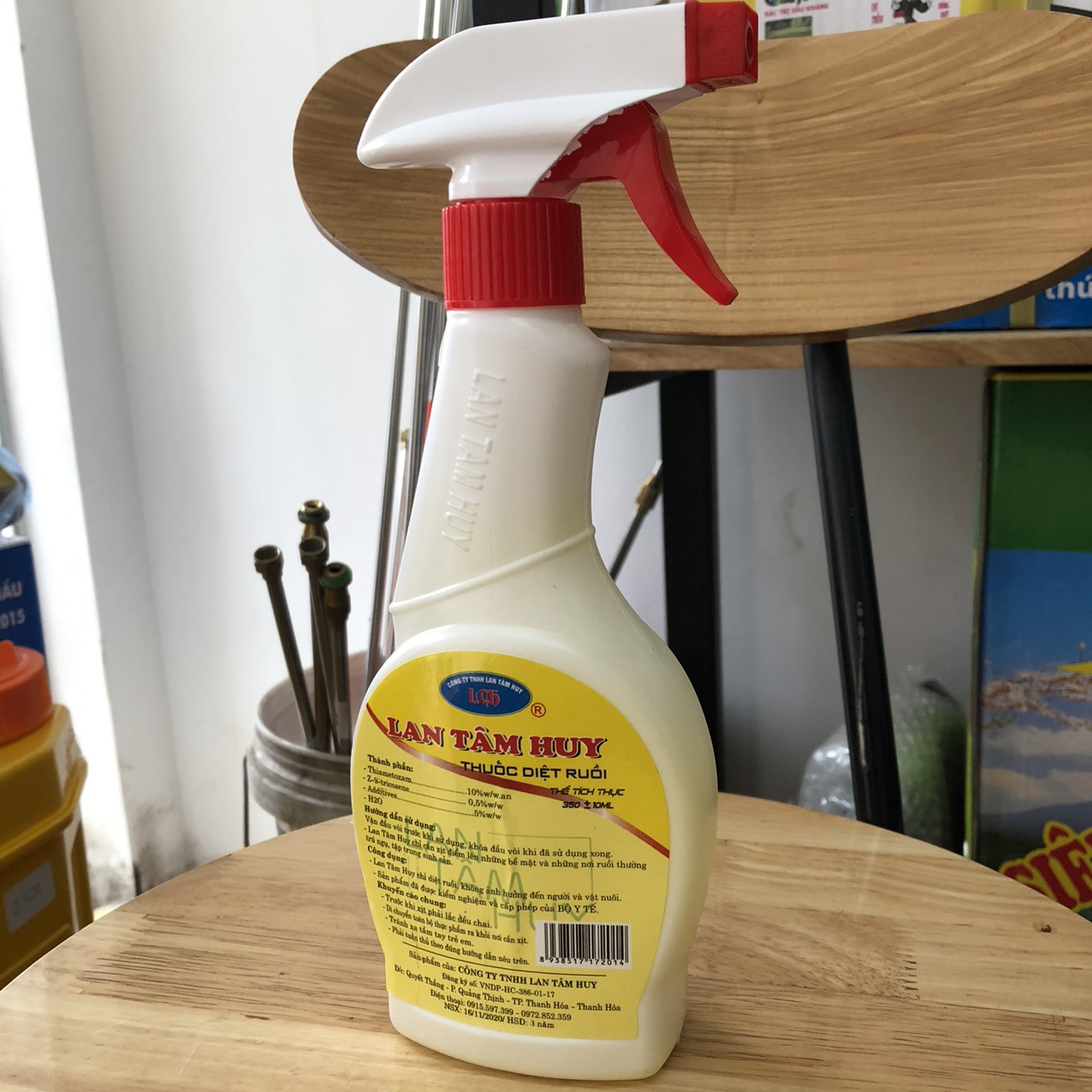 Thuốc diệt Ruồi cao cấp dạng xịt Lan Tâm Huy, nguyên liệu nhập từ Châu Âu, không gây mùi, hiệu quả cao