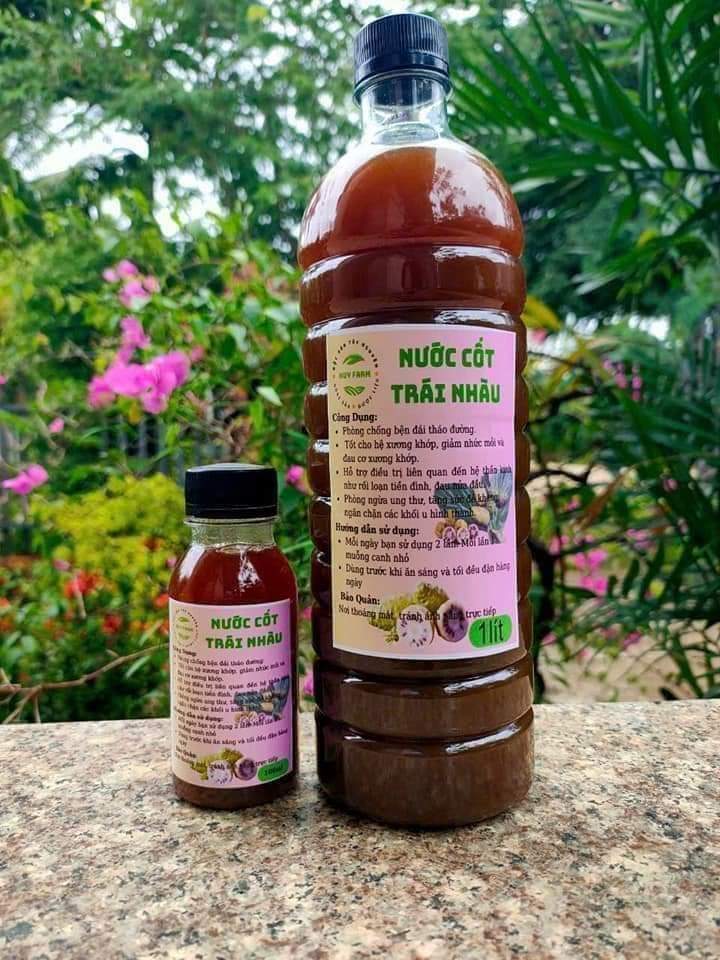 Sale Sale .{ 1 Lít} Nước Cốt Trái Nhàu nguyên chất 100%. TẶNG THÊM CHAI 100ml khi nhắn tin với shop