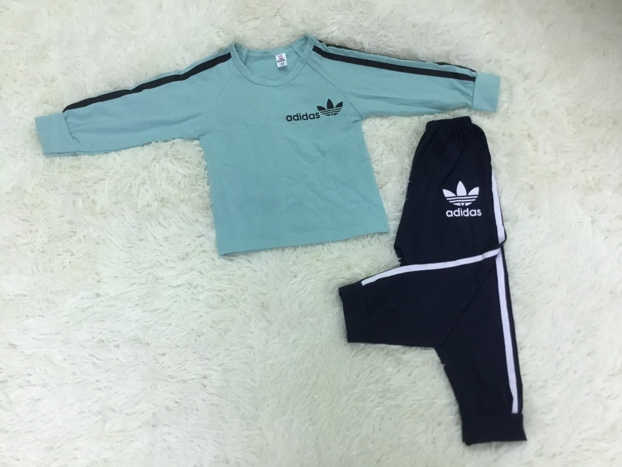 Đồ bộ thun coton Adidas dài bé trai và bé gái (10-20kg)