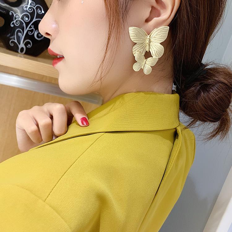 [HCM]Bông tai Bell Mew bướm kép màu vàng kim cổ điển độc đáo - BT134