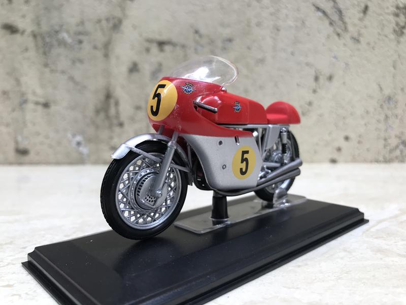 [HCM]Mô hình xe mô tô cổ MV AGUSTA. 4cil. 500cc - 1:22