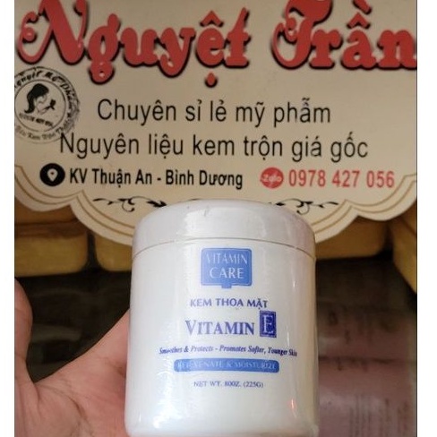 Kem trắng da vitamin E 225g