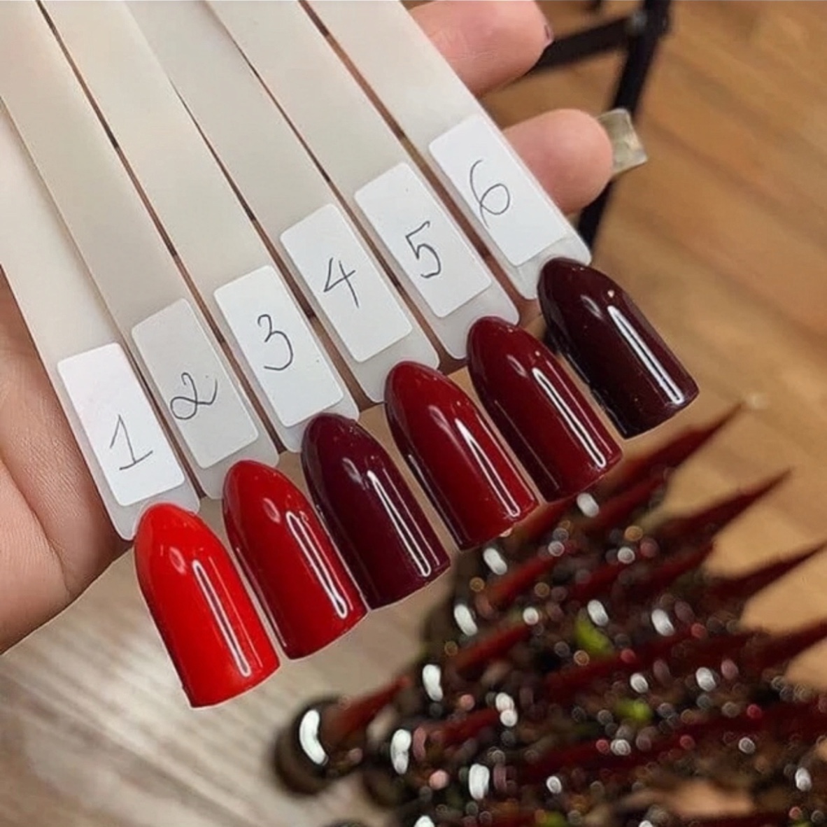 Sơn gel Mxbon chính hãng tone đỏ 6 màu tôn da, chất gel đậm đặc lên chuẩn màu