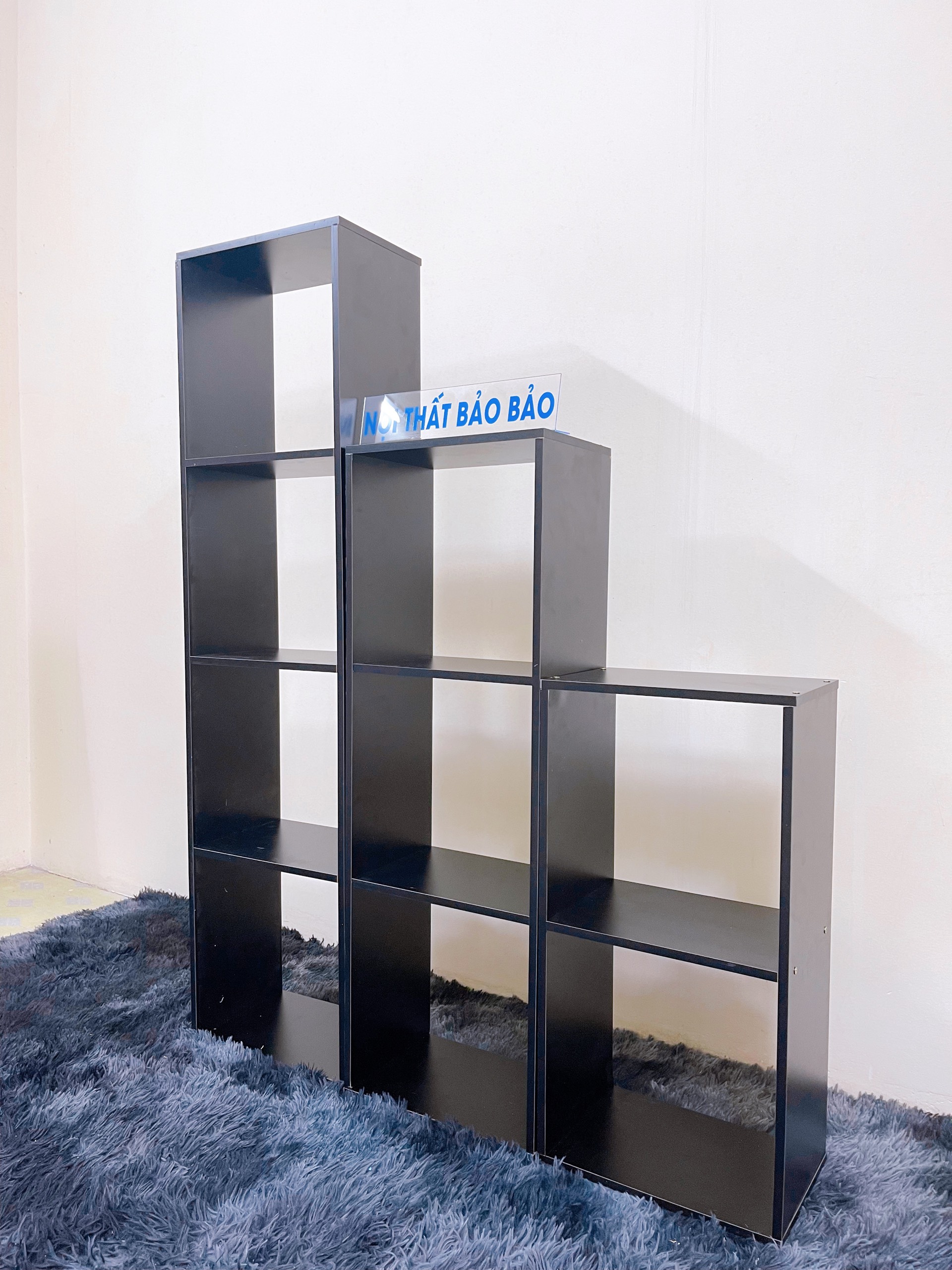 Kệ gỗ tổ ong kệ để sàn nhà kệ mdf trang trí nhà hiện đại màu đen