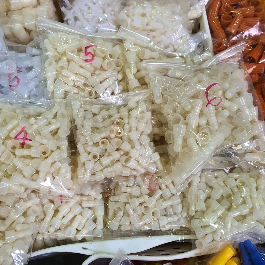 Gói 100 cái đầu cos chụp nhựa nối dây điện