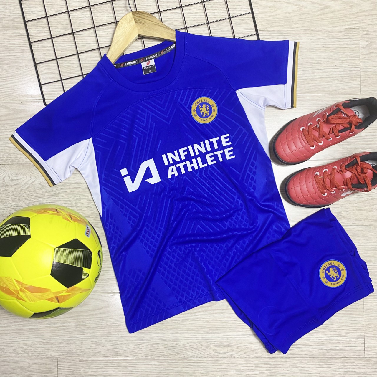 Bộ Quần Áo Đá Banh Trẻ Em Chelsea Xanh 2024 Set Đá Bóng Trẻ Em Dễ Thương