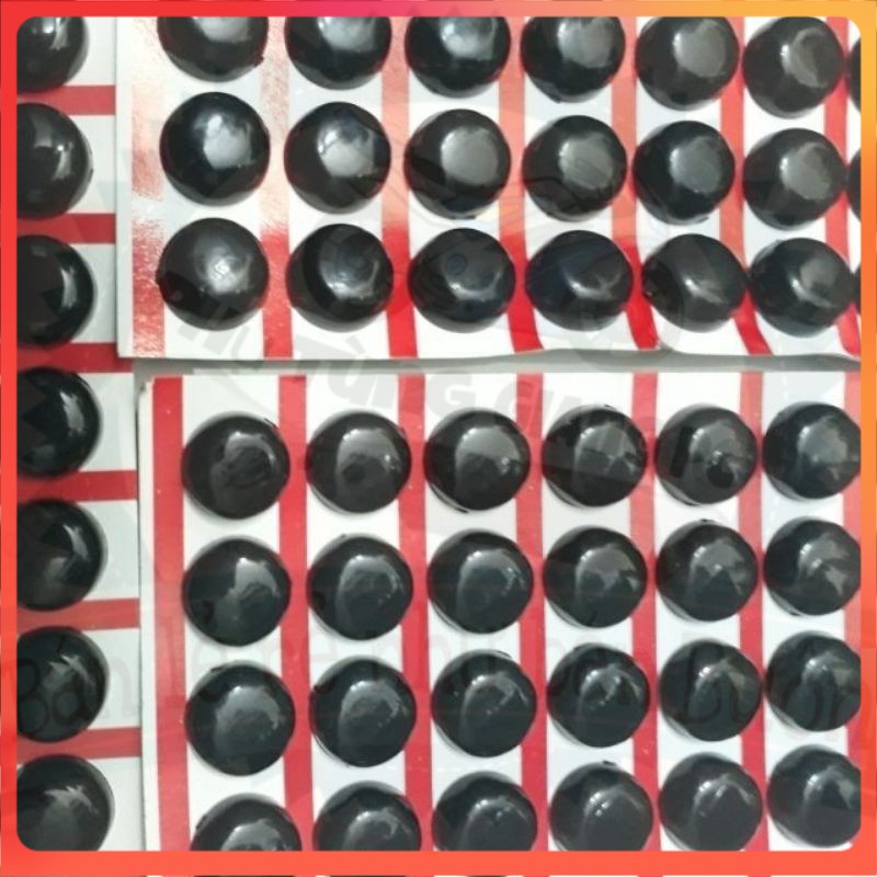 Núm Bắt Chân Gương