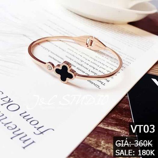 VÒNG TAY TITAN - VÒNG TAY CỎ 4 LÁ - VÒNG MẠ VÀNG 18K - VÒNG TAY THÉP TITAN HÀN QUỐC - VÒNG TAY MẠ VÀNG 18K ĐÓNG MỞ ĐƠN GIẢN
