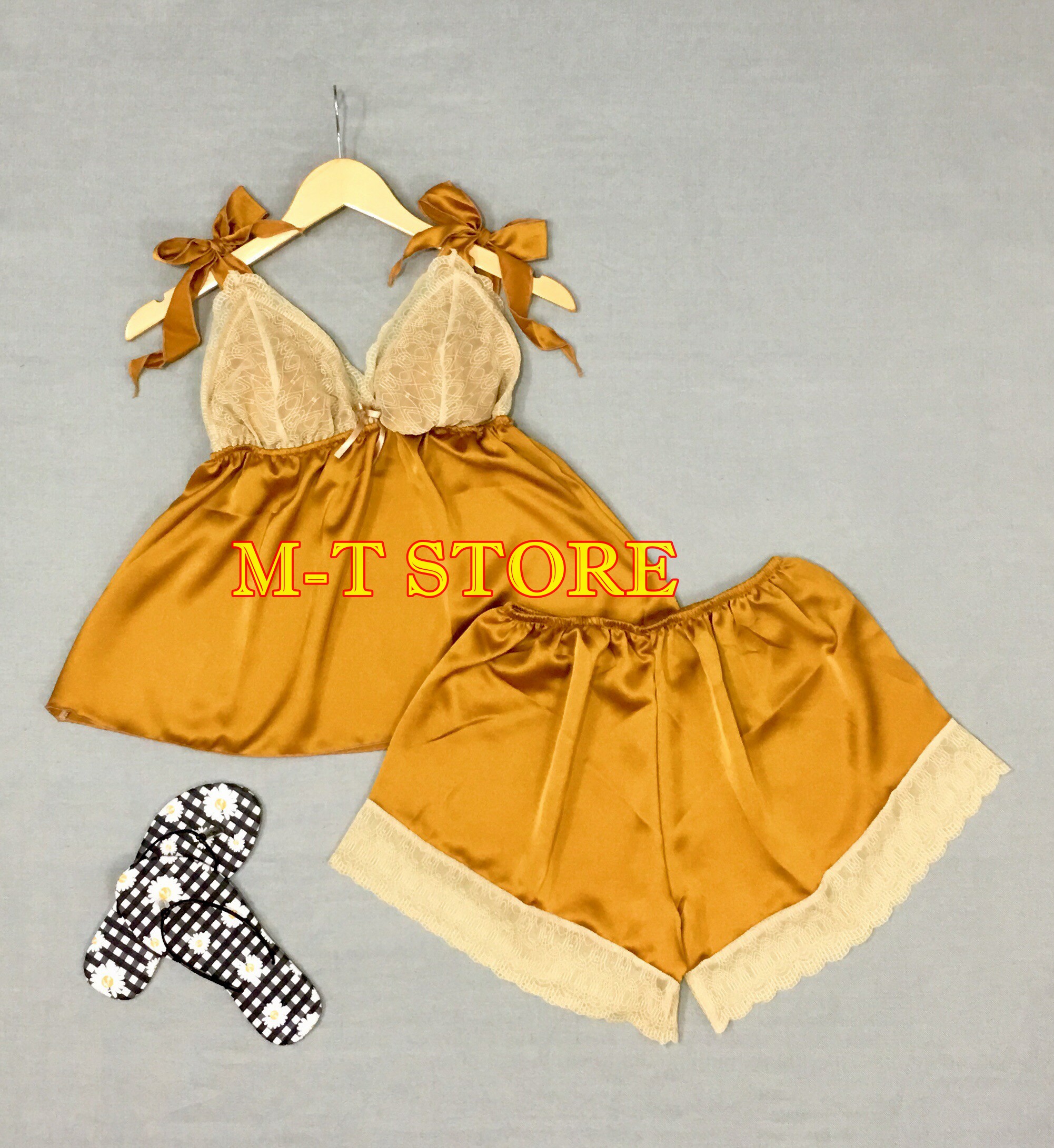 BỘ MẶC NHÀ MẶC NGỦ SATIN 2 DÂY CỘT NƠ CÓ MÚT