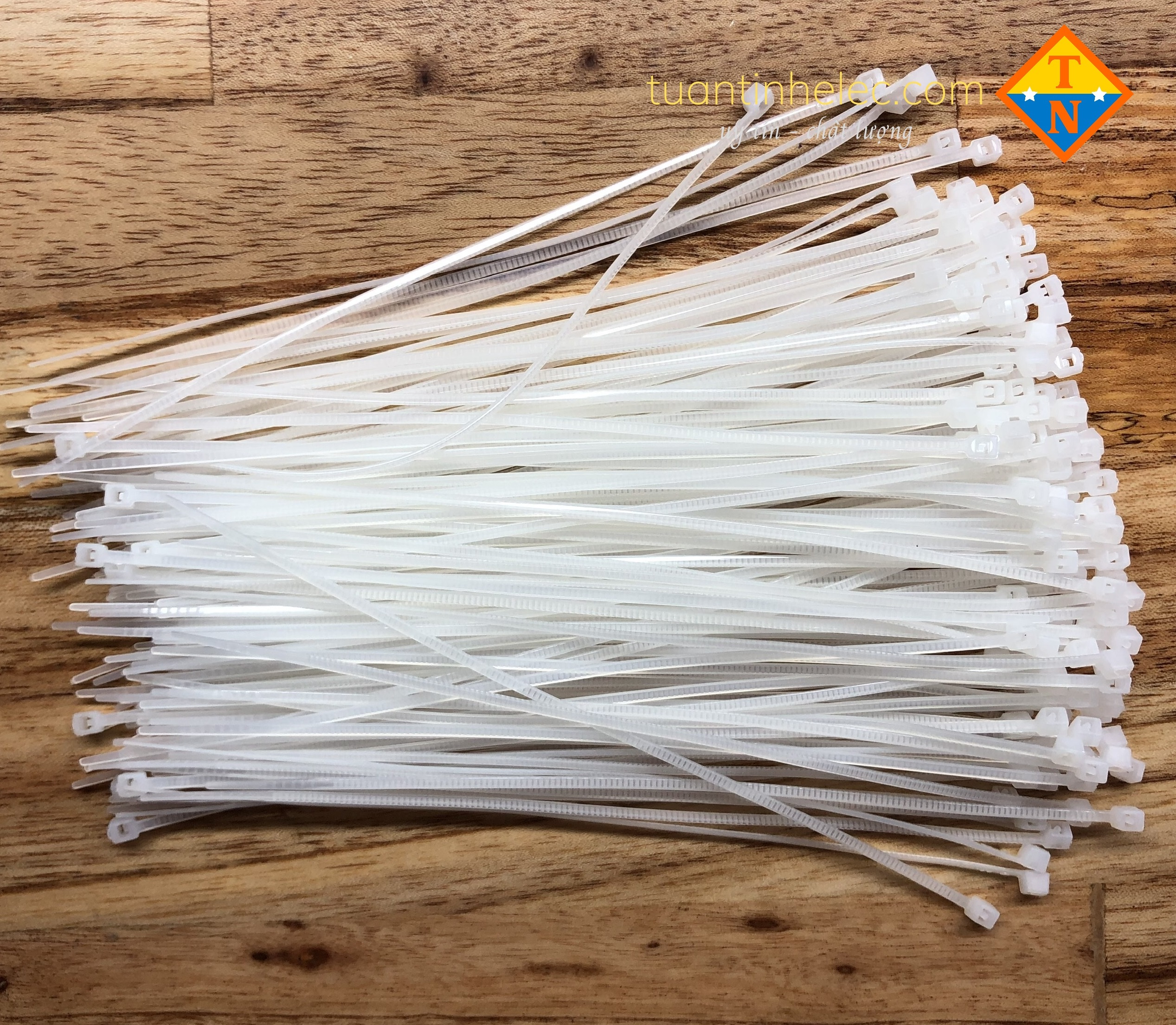 Dây rút buộc cáp bằng nhựa 2.5x100mm, 3x150mm