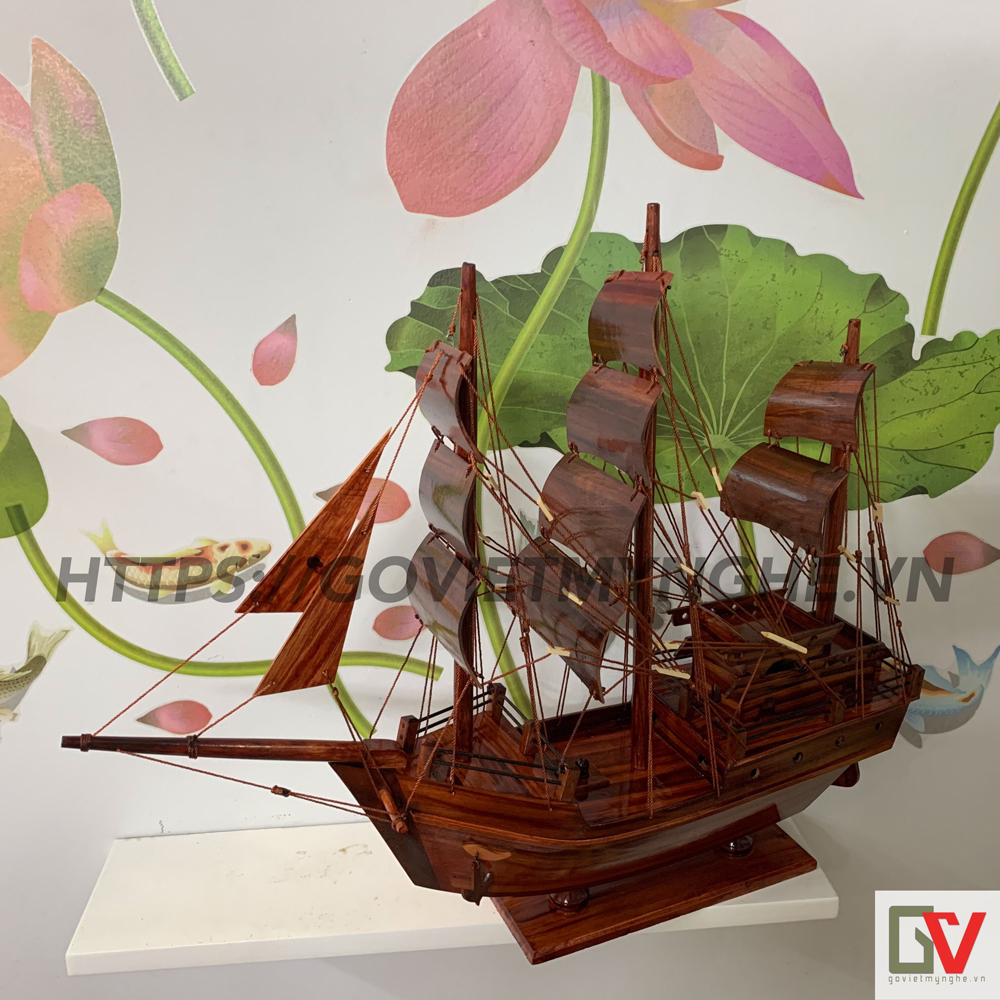 Mô hình tàu thuyền gỗ trang trí nhà cửa kệ sách quà tặng tân gia khai trương - tàu Santa Thái Lan - Thân tàu dài 40cm - Gỗ Tràm