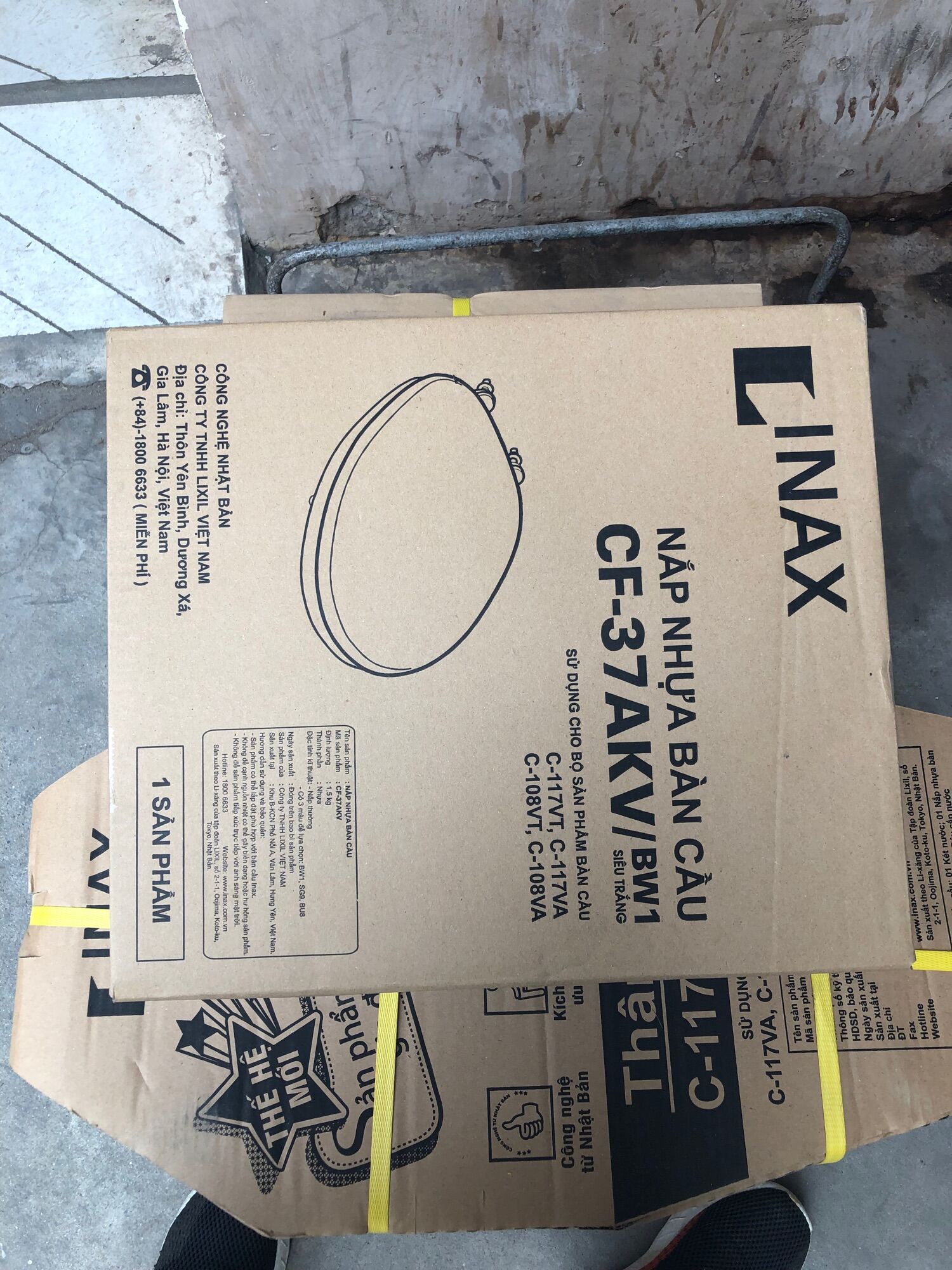 Nắp bồn cầu inax cf37 chính hãng- thay cầu c117 c108
