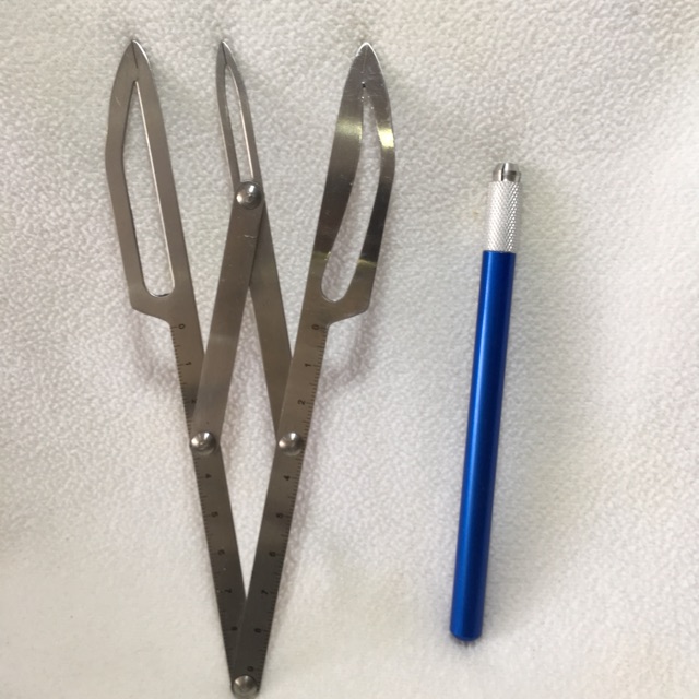 [HCM]Set gồm Thước Tỉ Lệ Vàng chân mày phun xăm + kèm bút khắc lông mày