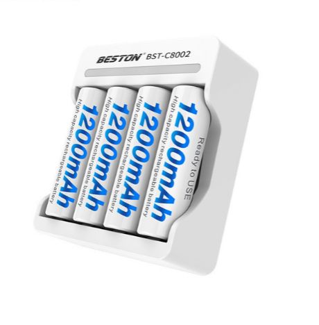 [BESTON] Bộ Sạc 4 Viên Pin AA Và AAA Beston - C8002 Tự Ngắt Đầu USB