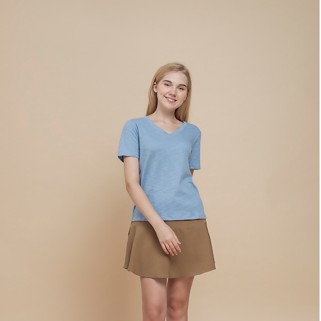 Áo thun nữ Callia thiết kế cổ V Lisa Blue
