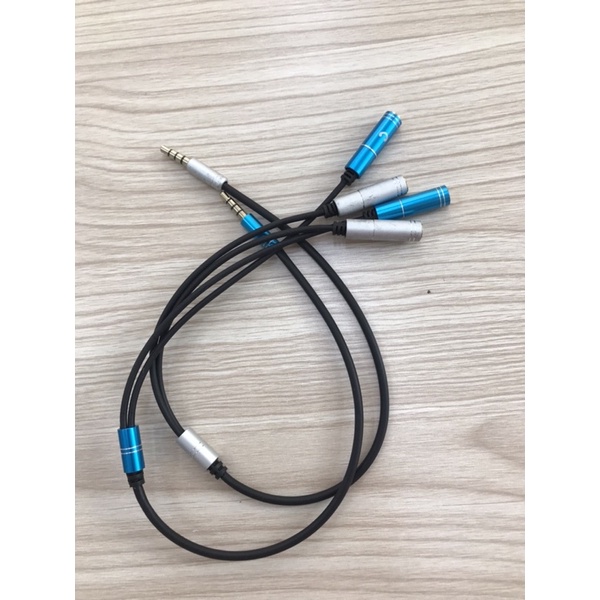 Dây chia 3.5 đực ra 2 đầu 3.5 cái