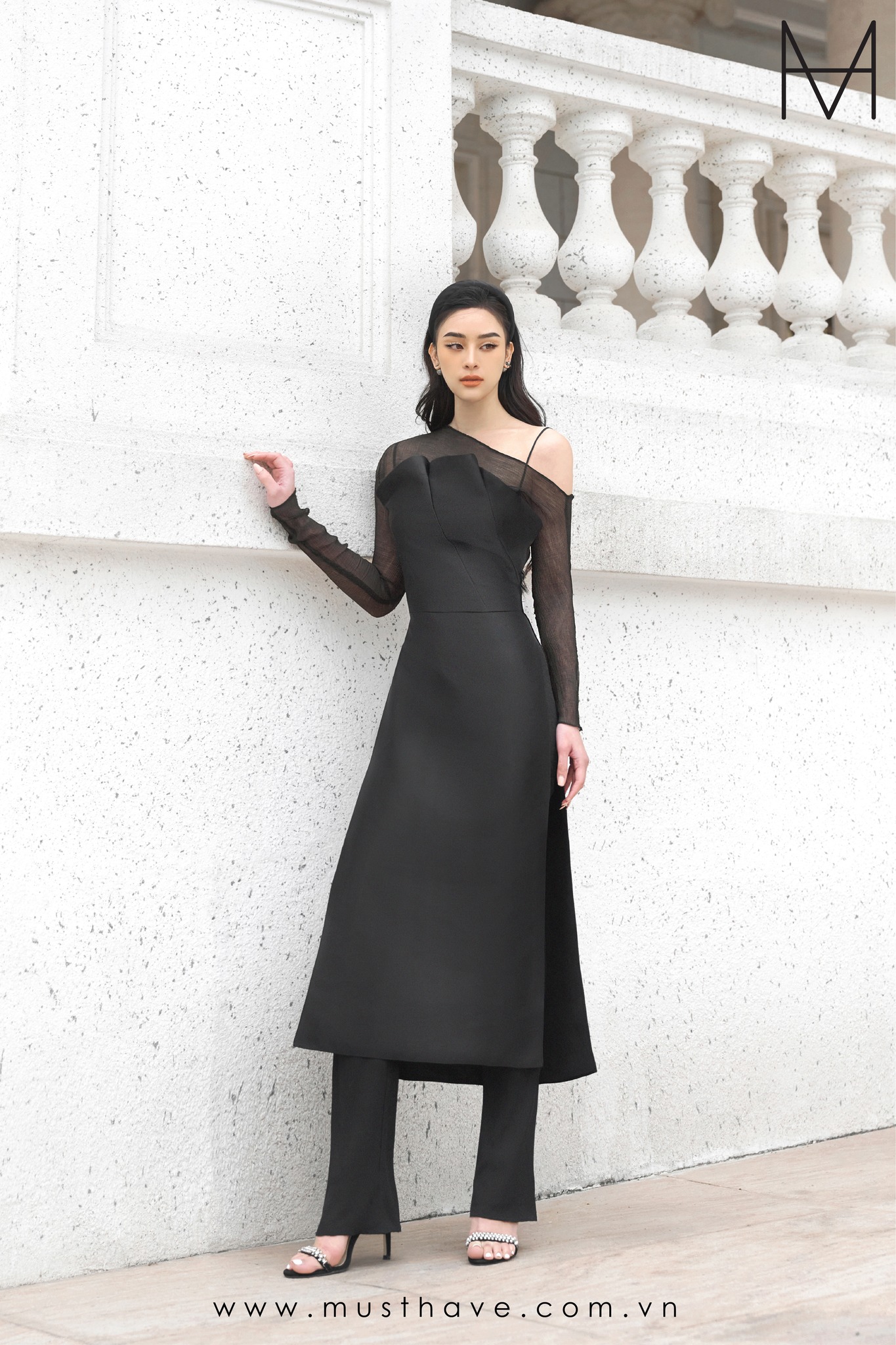 Must have set áo dài cách tân tafta đen trễ vai ad022 01