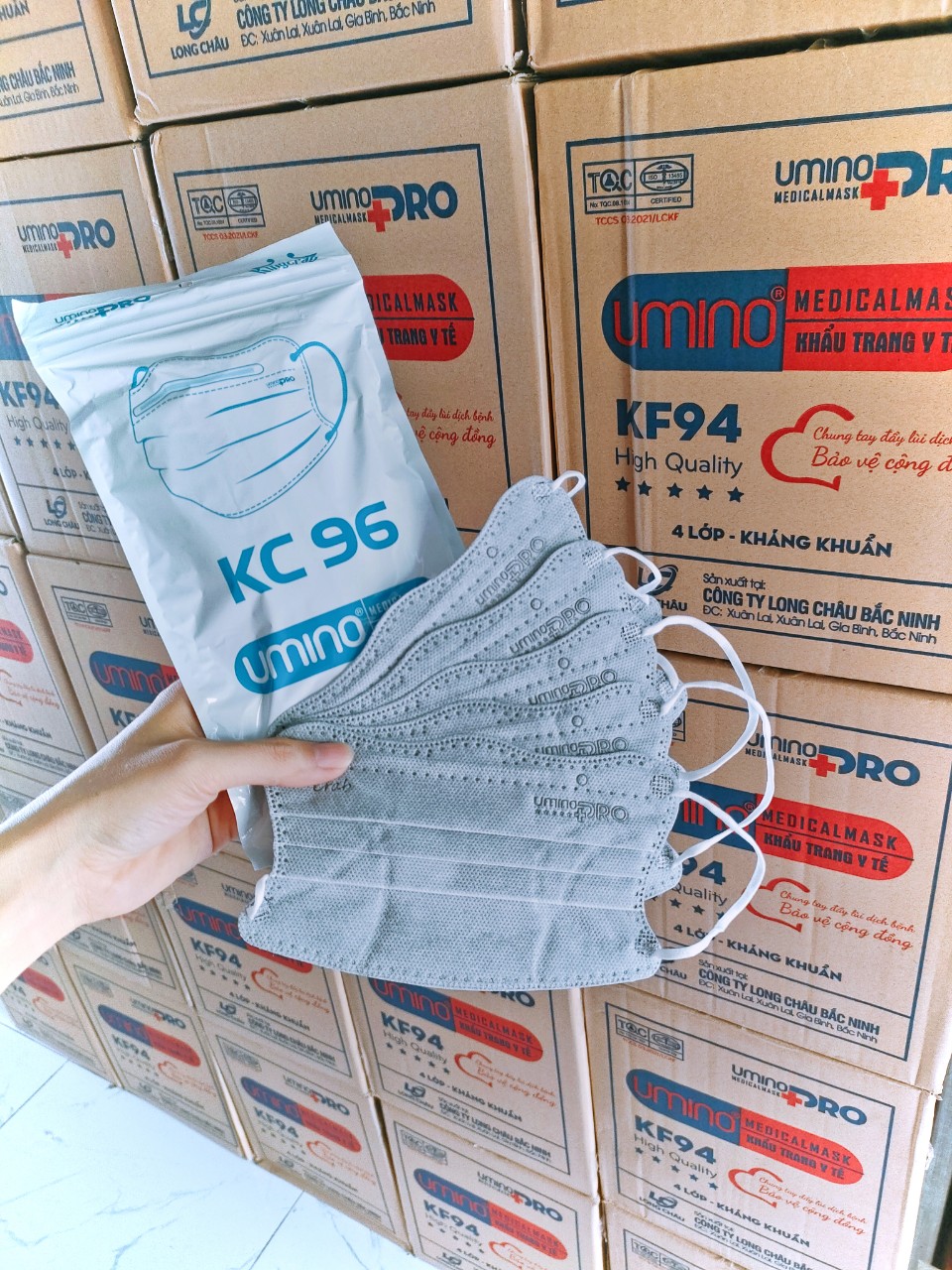Sét 50 chiếc khẩu trang CUA UNIMO Mask King Crab hot trends 2022