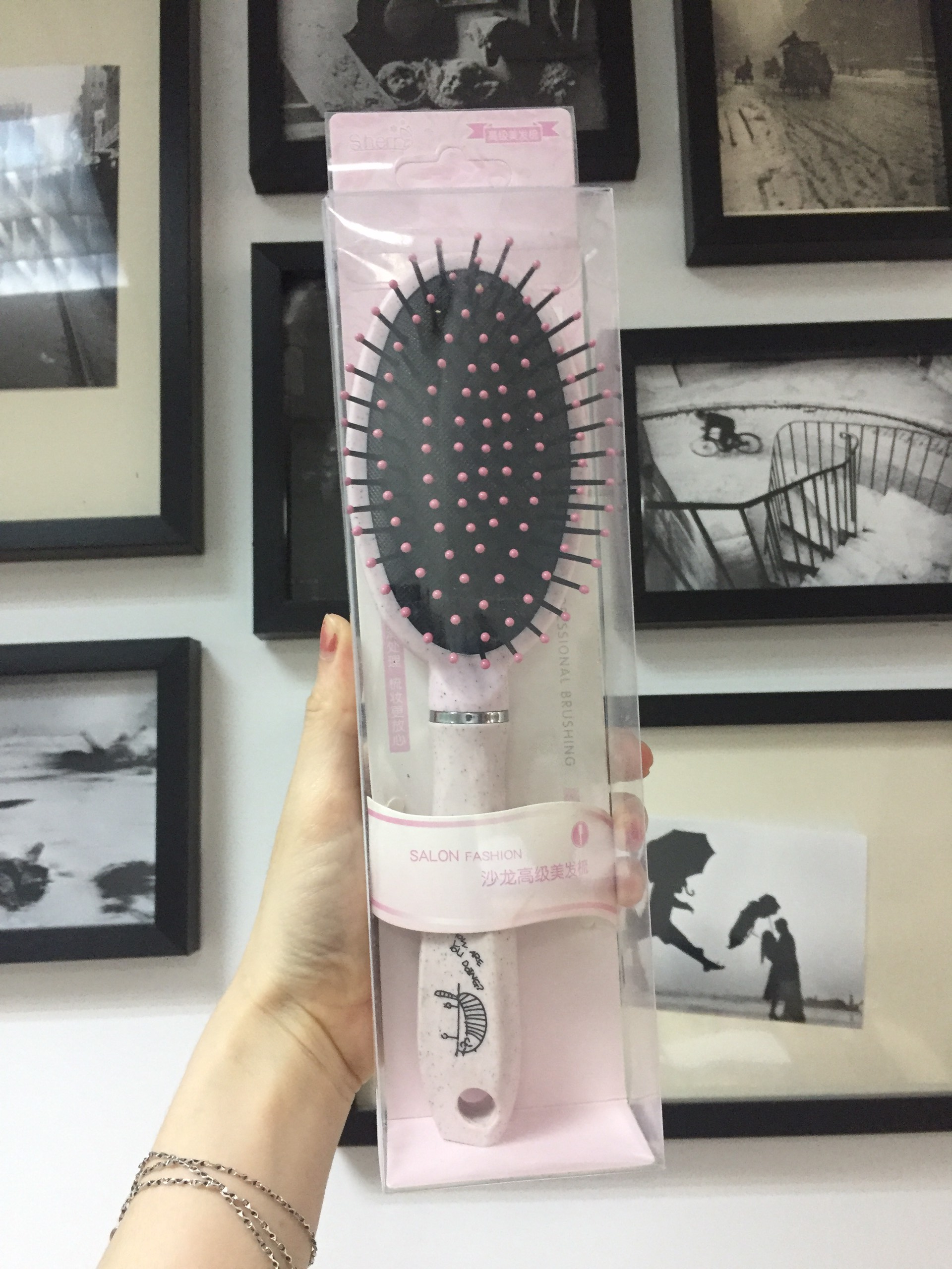 Lược Oval tạo kiểu tóc