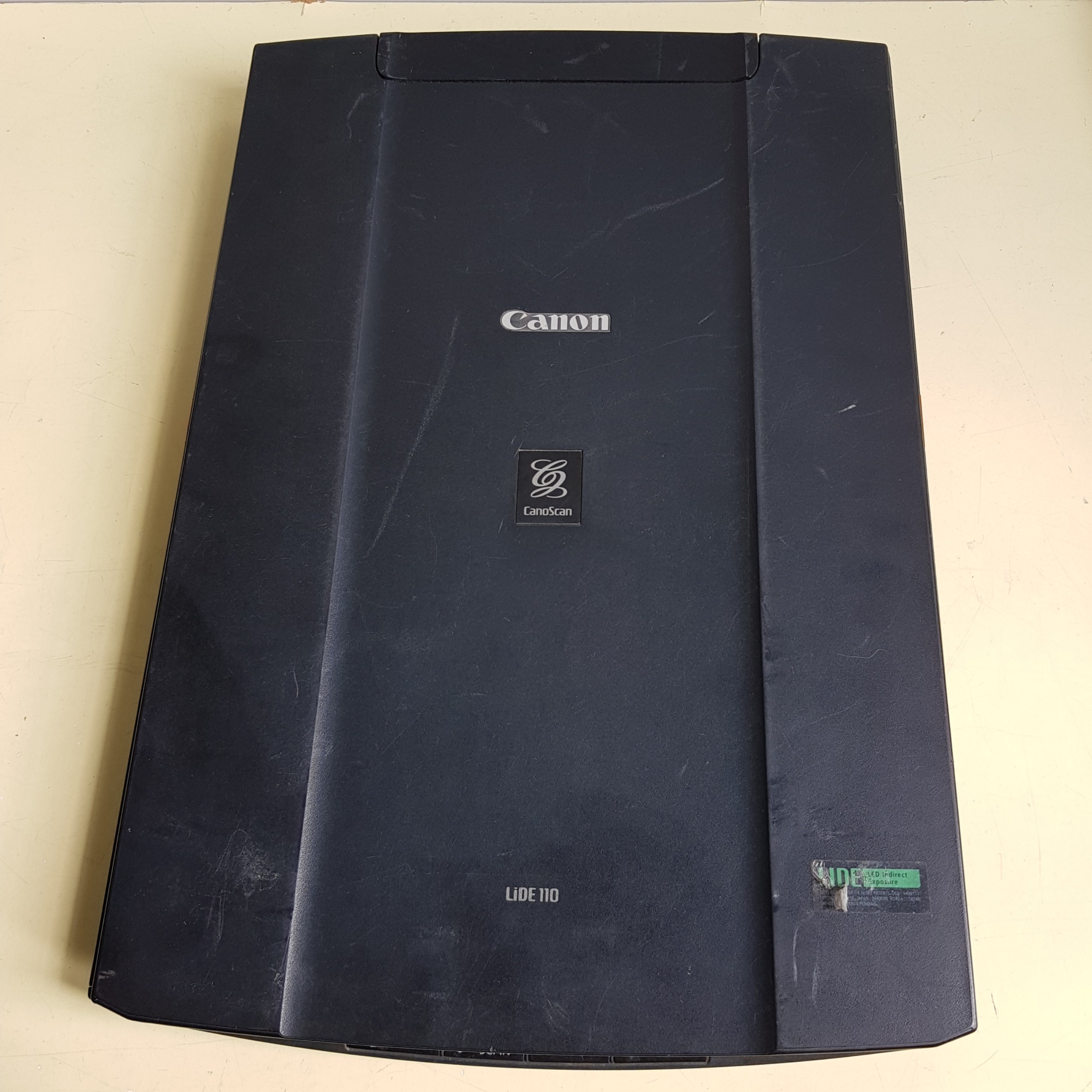 Máy scan: canon lide 110