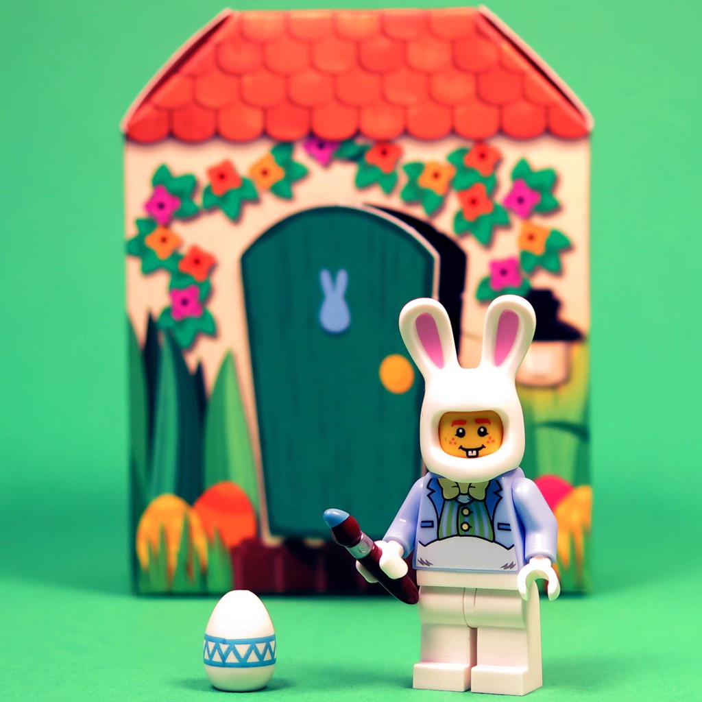 LEGO Easter Bunny Hut Iconic Easter Minifigure Set 5005249
