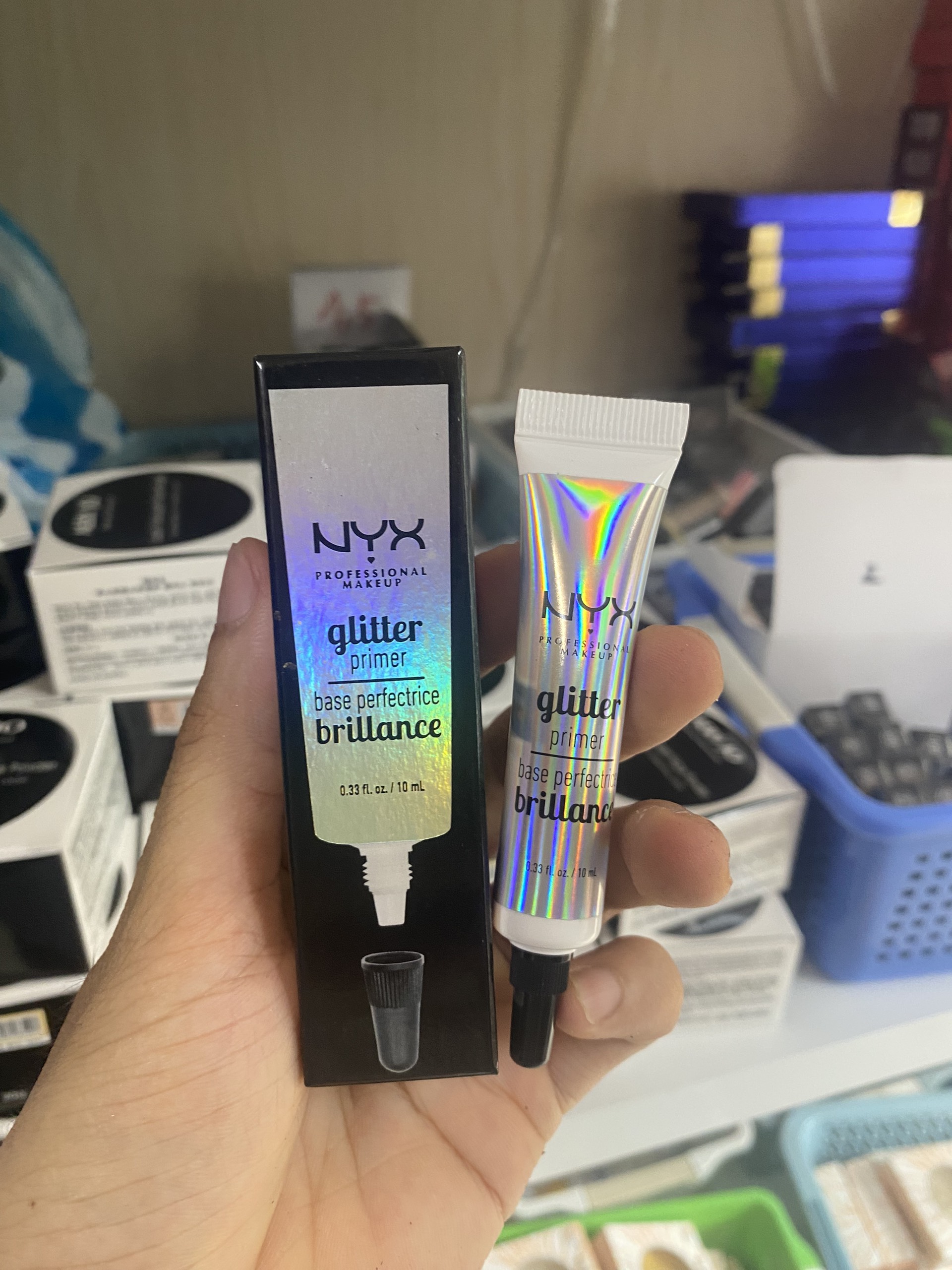 Kem lót nhũ mắt NYX Glitter Primer