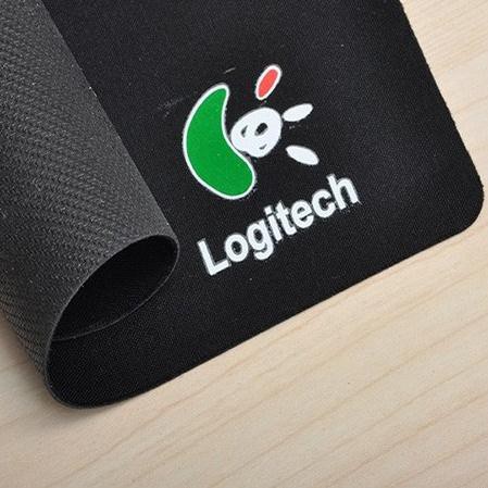 Miếng lót chuột Pad Mouse Logitech 5 cực rẻ - Hàng mới