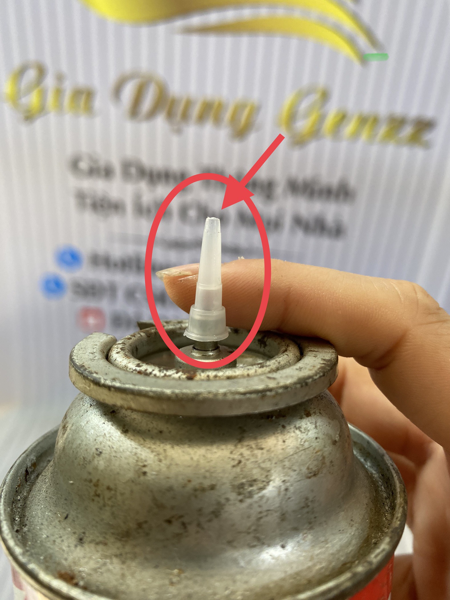 20 Đầu bơm gas bật lửa, bơm gas hột quẹt, gas bơm bật lửa,đầu bơm gas cho bật lửa bằng bình gas mini du lịch