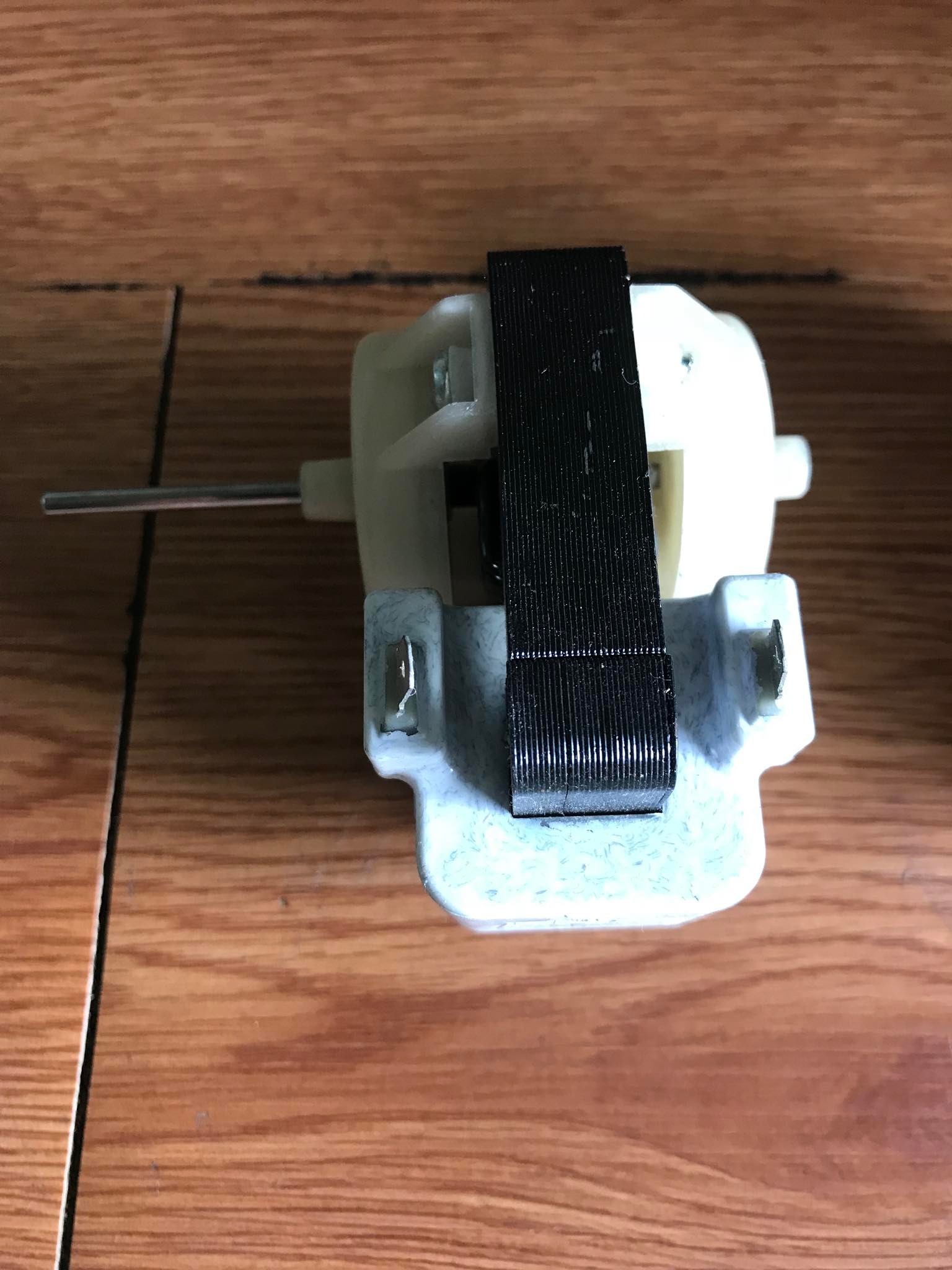 Quạt tủ lạnh- quạt tủ lạnh điện AC 220V- quạt tủ lạnh dày-quạt tủ lạnh mỏng- xài cho các loại tủ lạnh thường