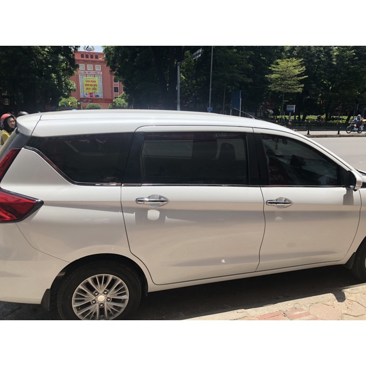 Nẹp viền chân kính, cong kính xe Suzuki ERTIGA 2019-2020 chất liệu inox cao cấp, có phần chữ z