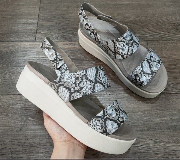 [Xả kho] Sandal Nhựa Nữ 2 Quai Ngang, Xăng Đan Cao 5 cm, Đi Mưa, Chống Trơn Trượt, Không Thấm Nước Brooklyn