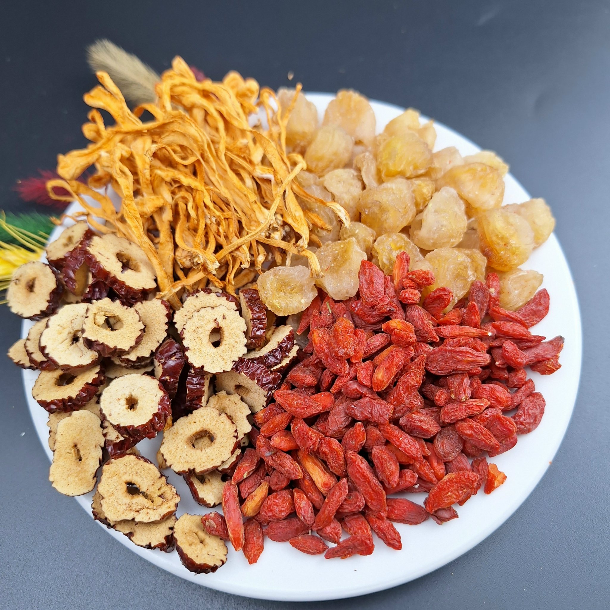 Trà đông trùng tứ vị