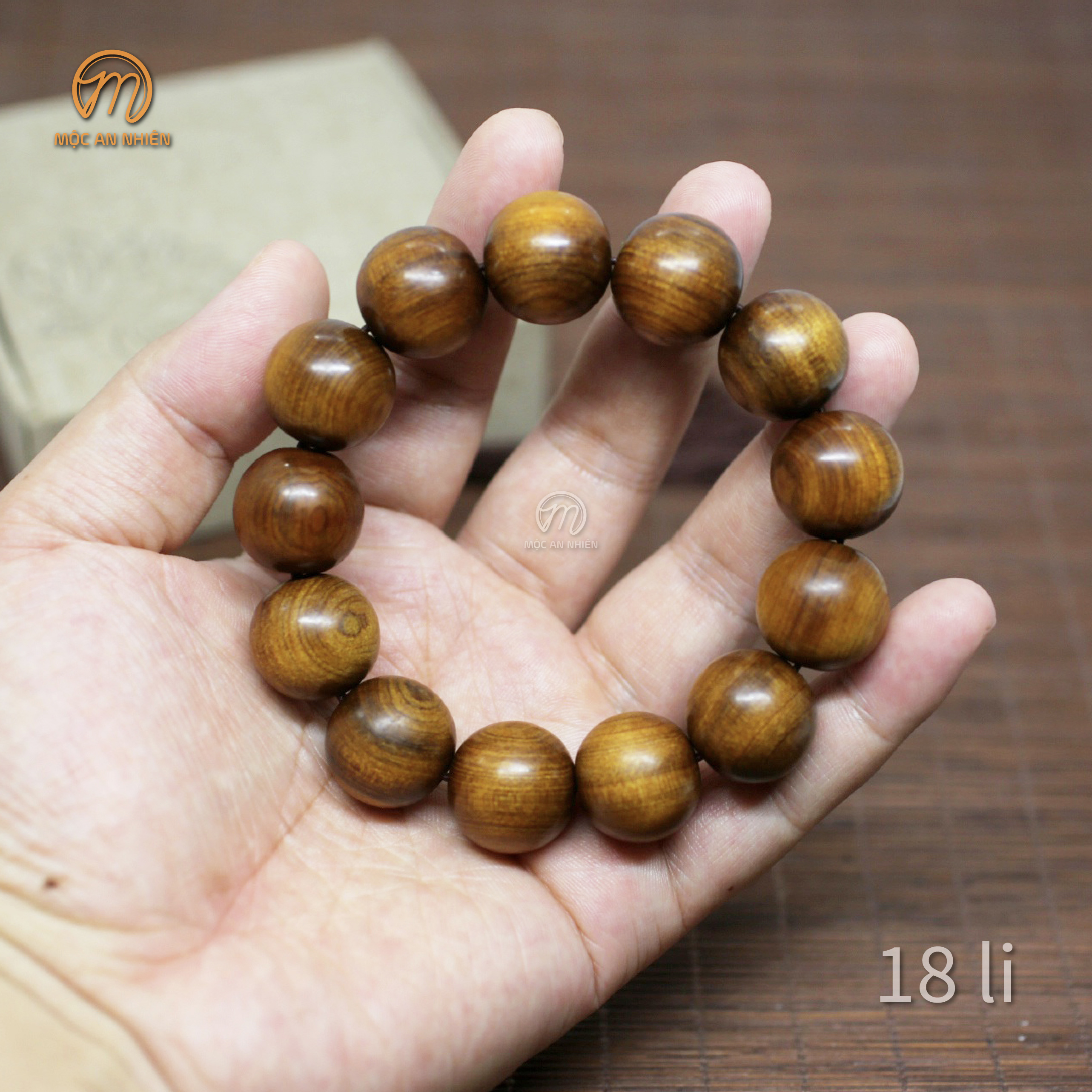 Vòng tay nam gỗ Bách Xanh size 18-20 li, vòng tay gỗ thơm