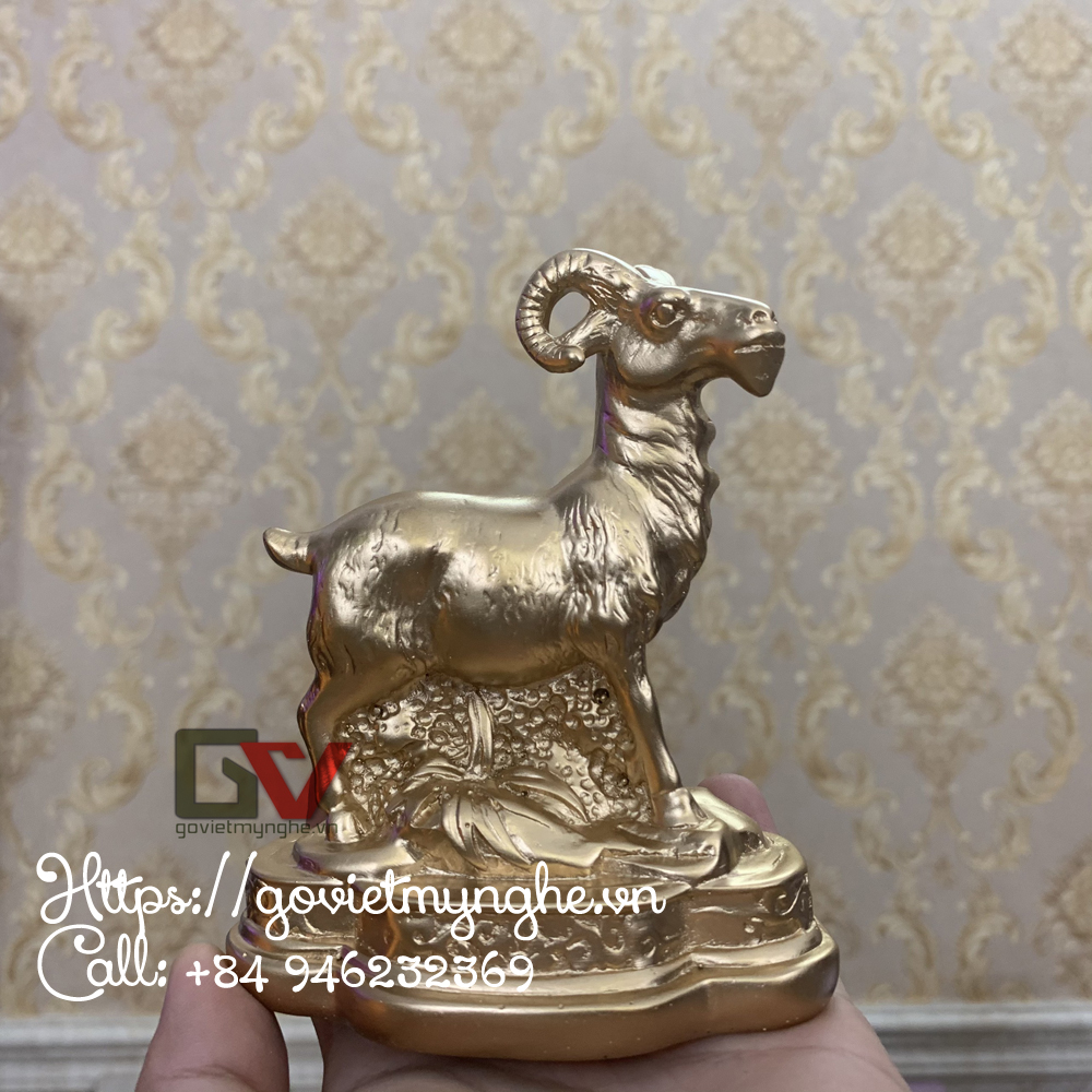 Tượng đá con Dê phong thủy trang trí nhà cửa mang may mắn tài lộc - Cao 11cm - Màu nhũ đồng