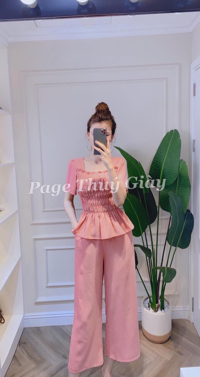 Đồ Bộ Nhà Voan Hot Trend Cổ Vuông Tay Ngắn Thân Nhún Đuôi Bèo Quần Ống Rộng TTSA0641