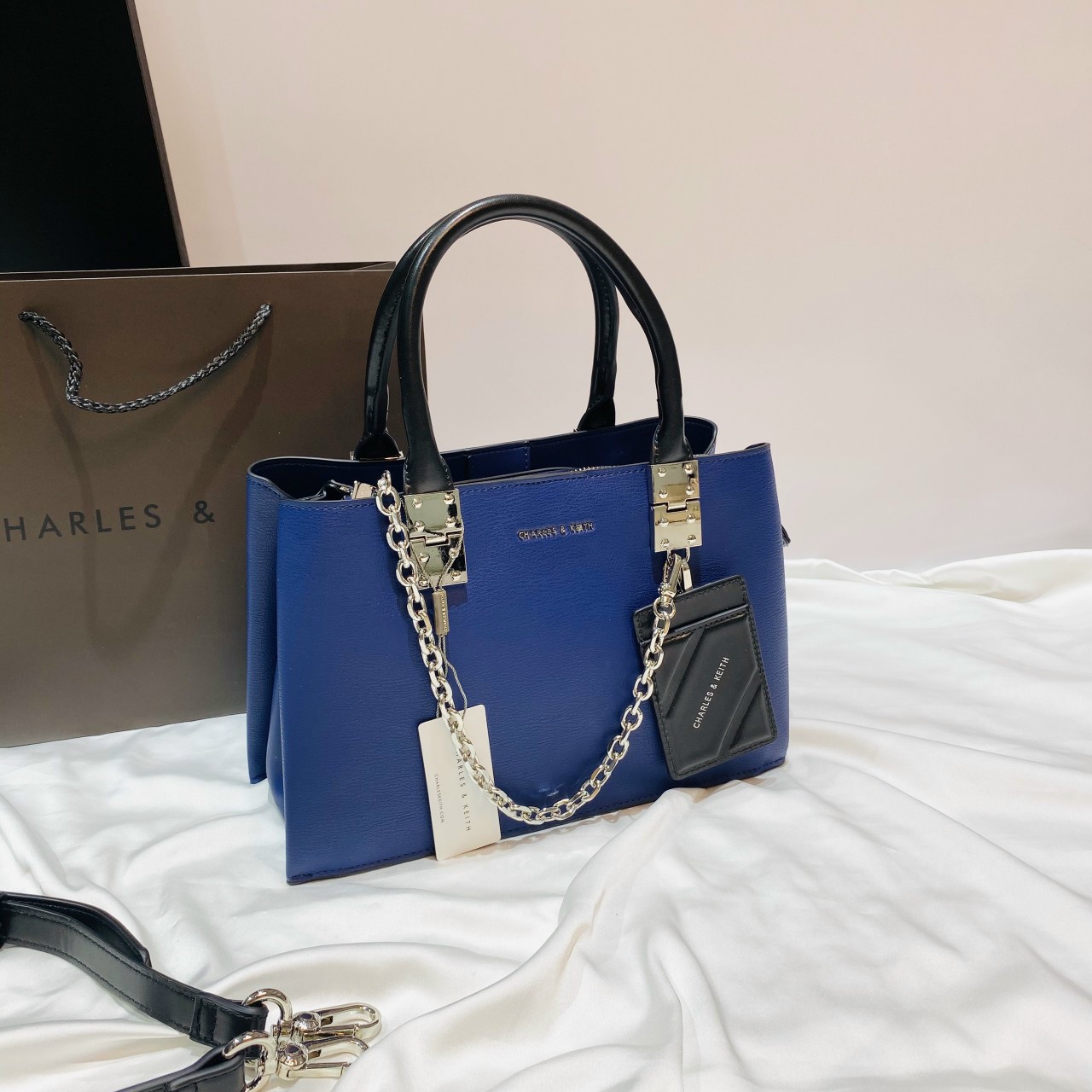 Túi xách nữ  mẫu mới ck2-50671160 Size 30 x 19 cm