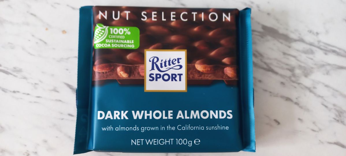 CHOCOLATE ĐEN NHÂN HẠNH NHÂN -Dark Whole Almond
