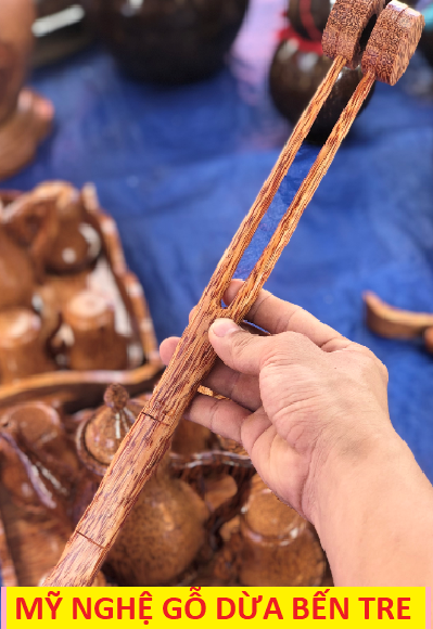 Có Video Cây đấm lưng - cây gãi lưng gỗ dừa - mỹ nghệ dừa bến tre - DANH DUA SHOP