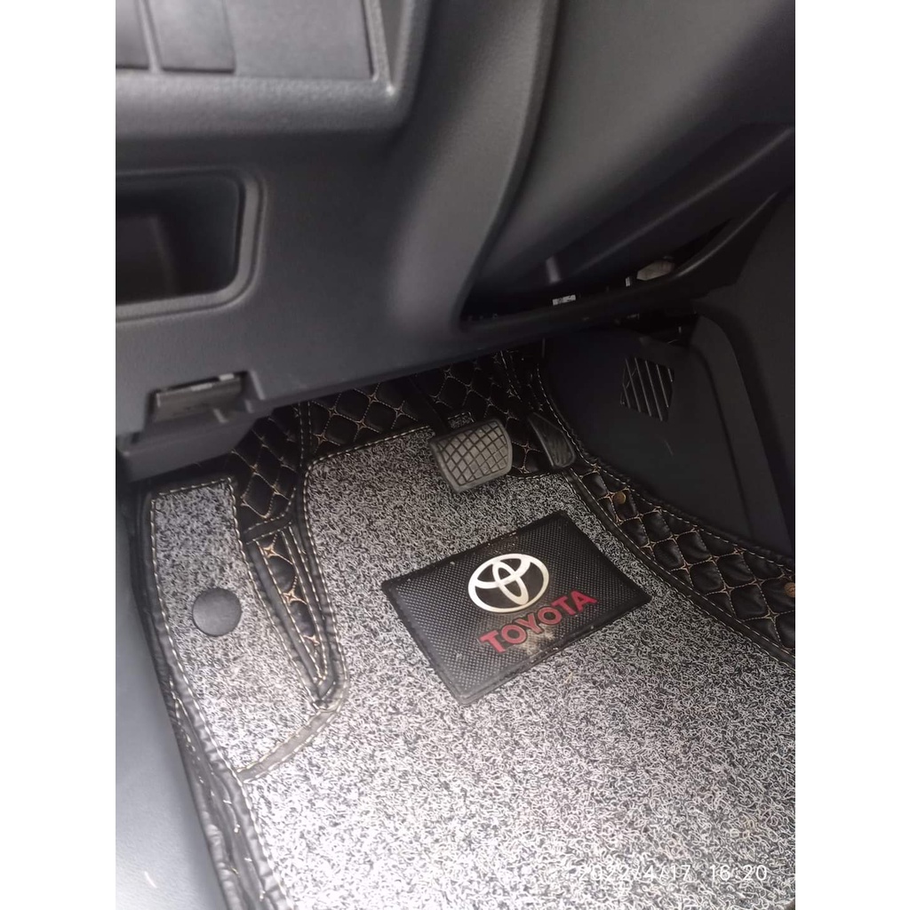 Thảm lót sàn ô tô 6D da cacbon kim cương cao cấp cho Toyota Veloz chống nước, không mùi, phủ kín 90% sàn xe