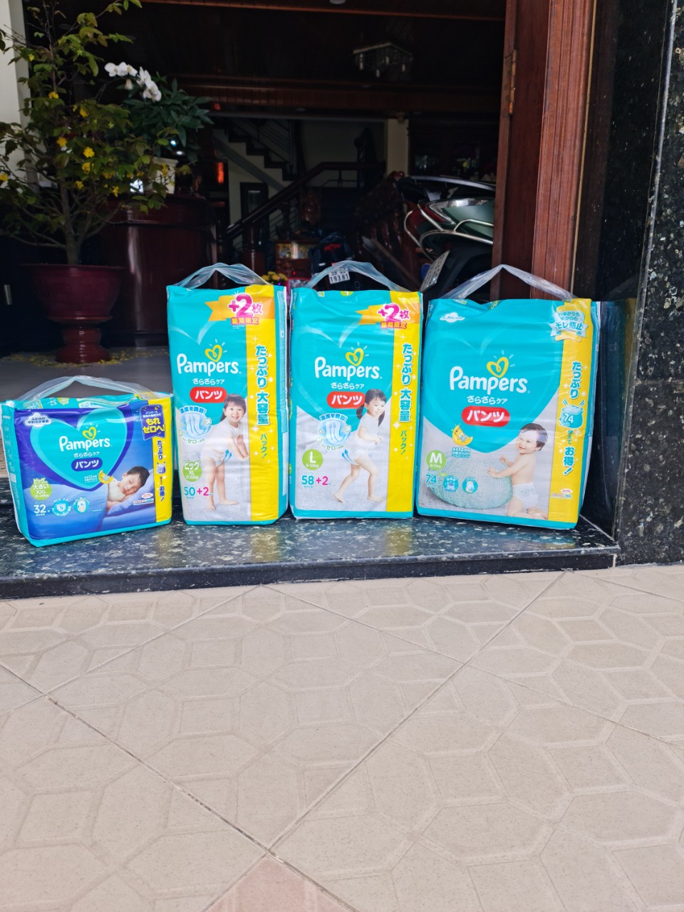 [HCM][JUMBO] Bỉm/Tả Dán PAMPER nội địa Jumbo NB114/S102/M80/L68