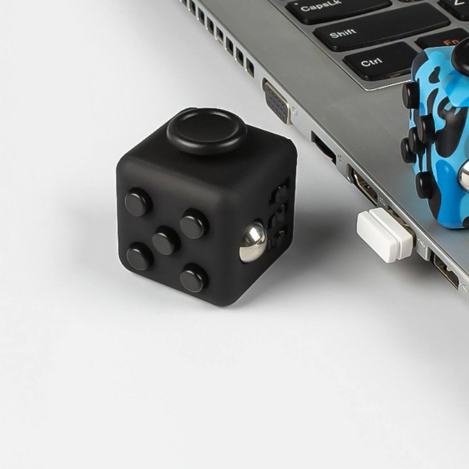 Fidget Cube khối vuông thần kì giảm stress - Doluuniem
