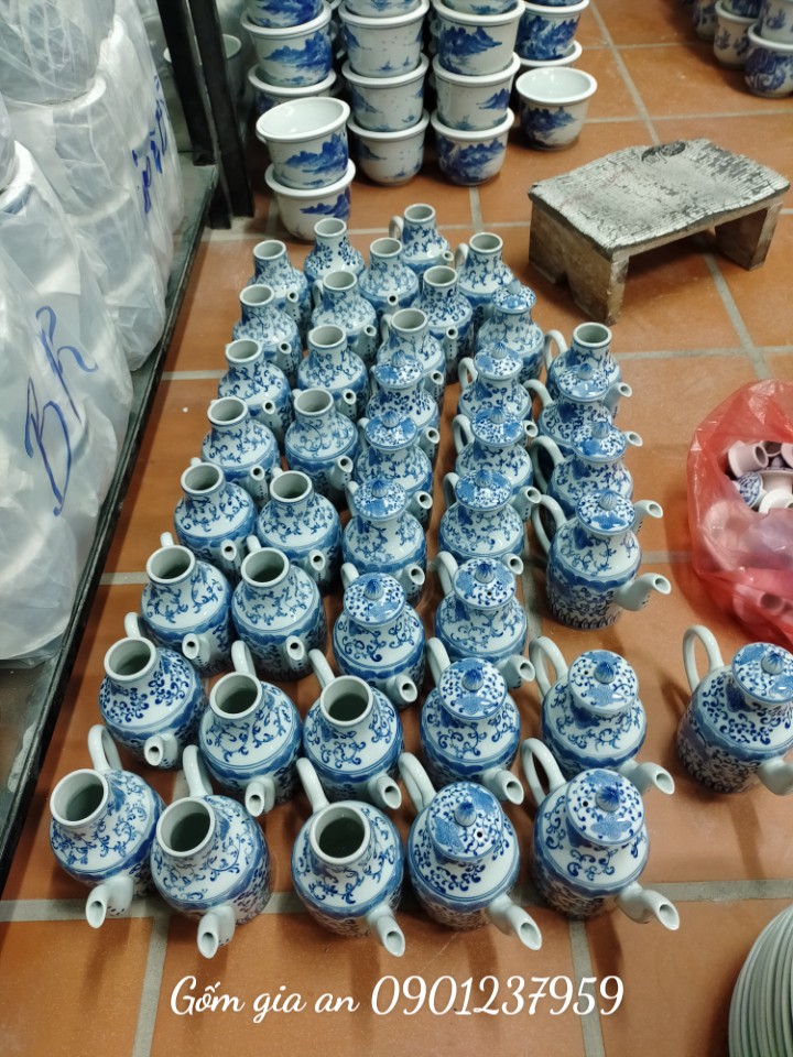 Bình đựng rượu, nhạo đựng rượu gốm sứ men lam bát tràng phỏng cổ dung tích 500ml