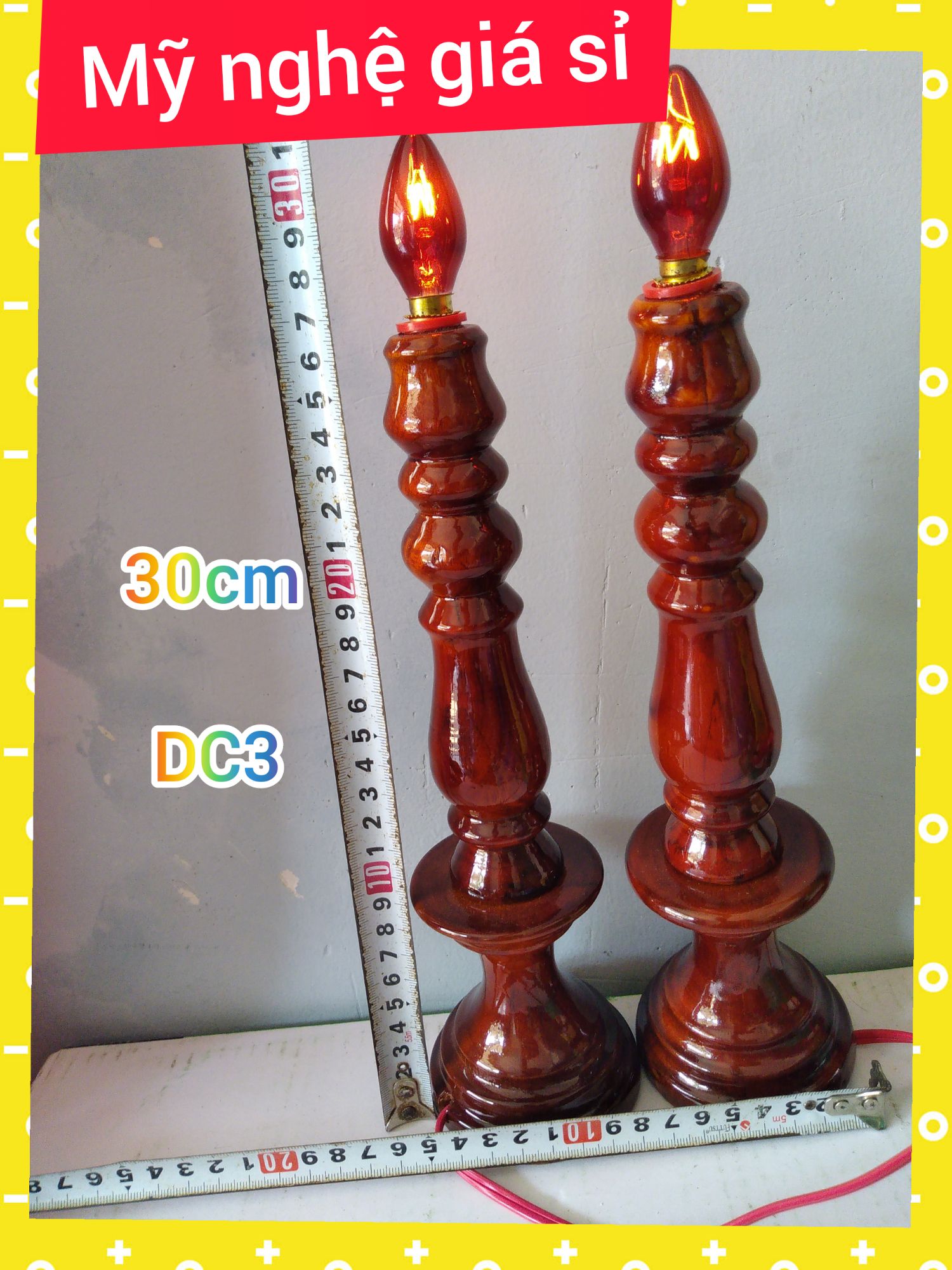 Cặp đèn thờ điện gỗ tràm. đồ thờ cúng.đen phong thủy