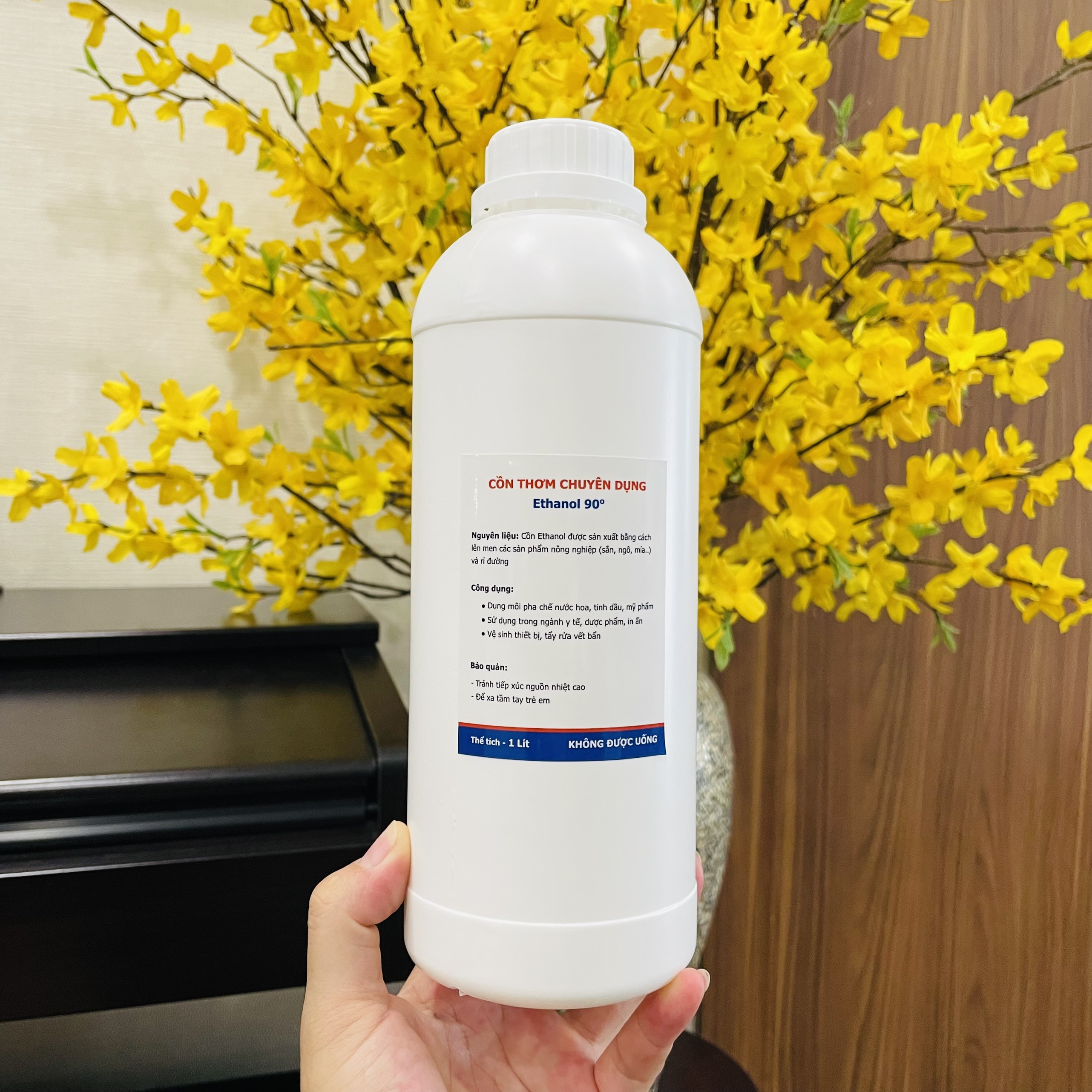 Cồn thơm Ethanol 90 độ chuyên pha tinh dầu, nước hoa, hóa mỹ phẩm - Chai 1 lít