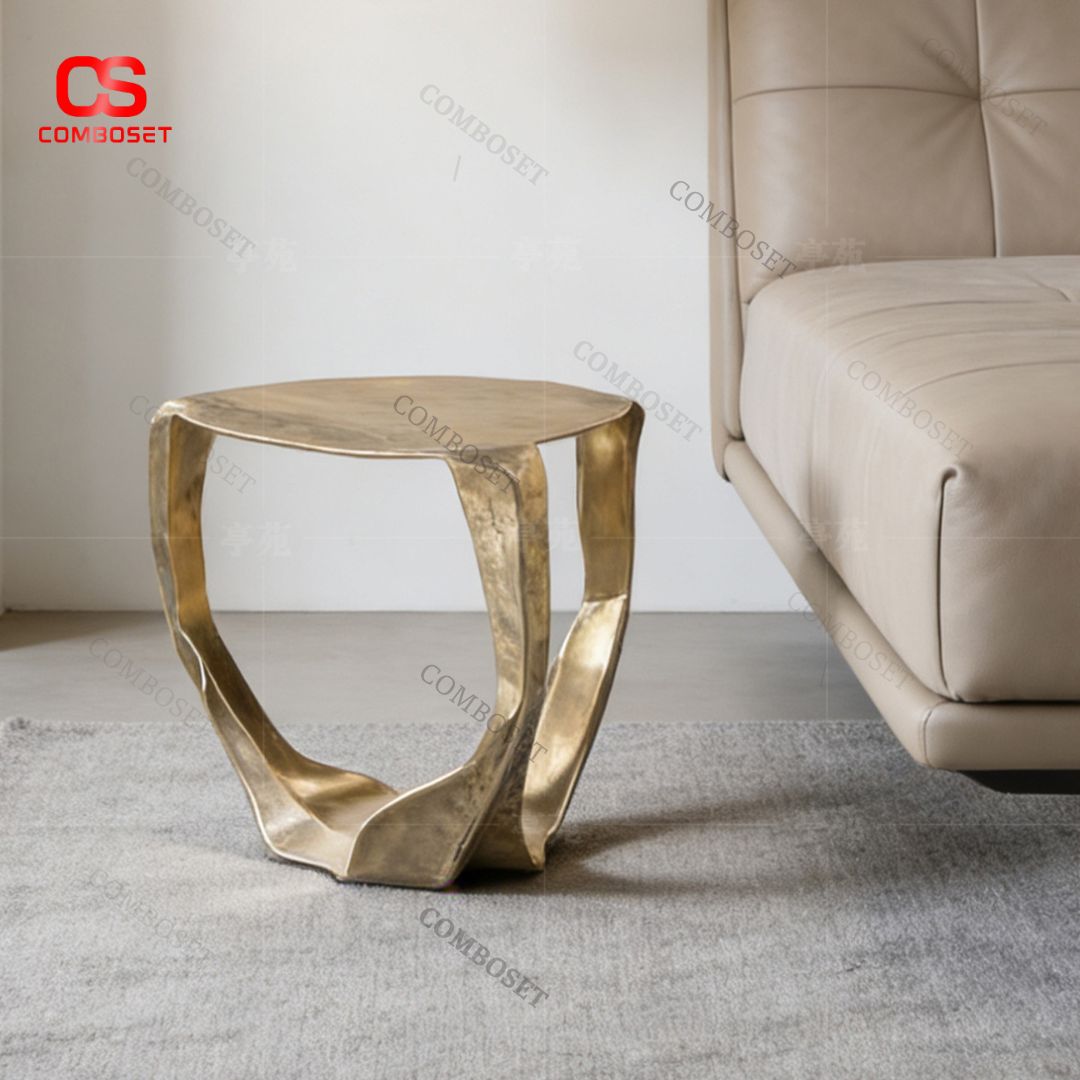 Luxurious Sculptural Metal Sofa Table for Living Room (Sku 9828) Giá 45,440,000 Đồng*Miễn phí vận chuyển