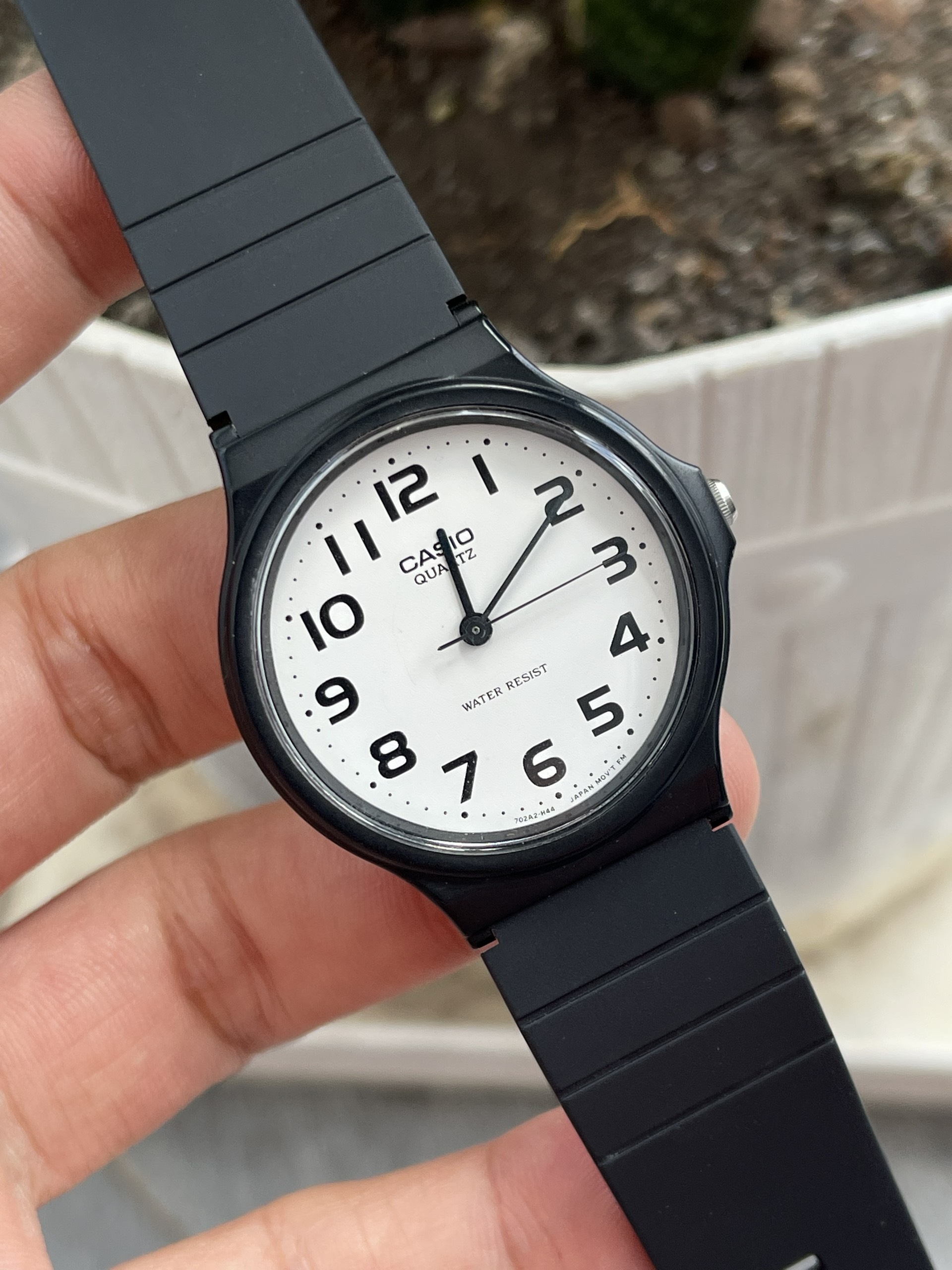 Đồng hồ nam Casio MQ-24 chạy pin hàng Si