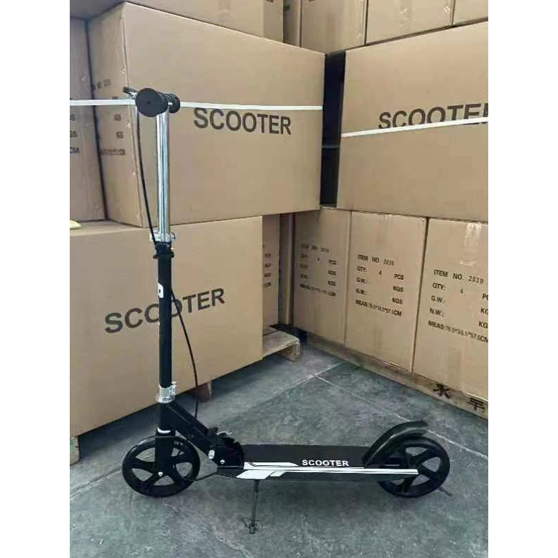 nhắn tin cho shop Scooter loại VIP cực ngầu_ có tay phanh